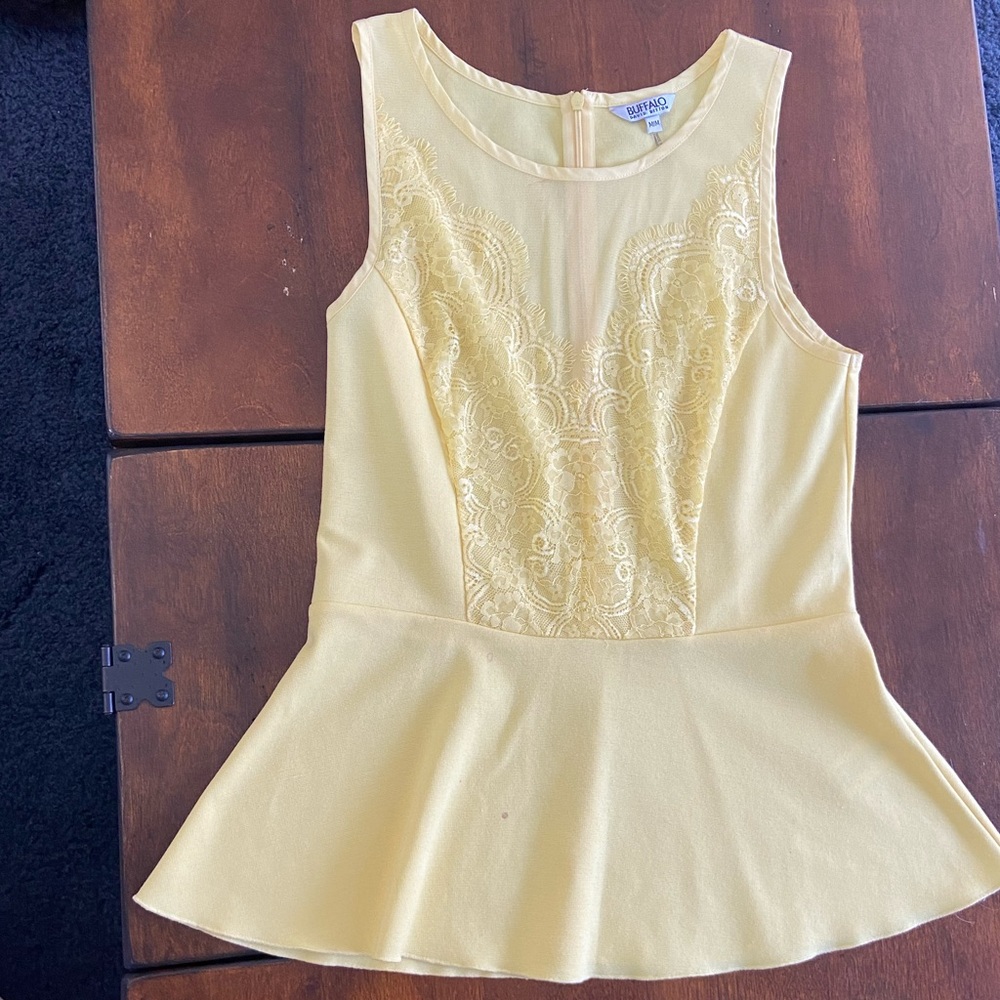 Yellow Buffalo David Bitton Sz Medium Peplum Top